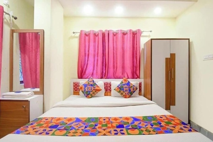 Room 5 of 21