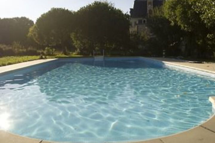 Pool 32 of 37
