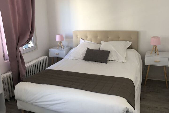 Room 22 of 27