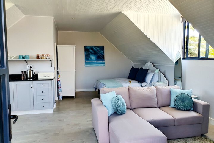 Room 8 of 55