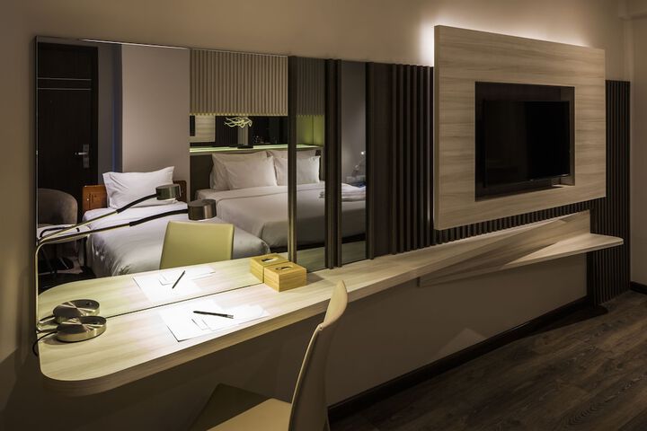 Room 13 of 140