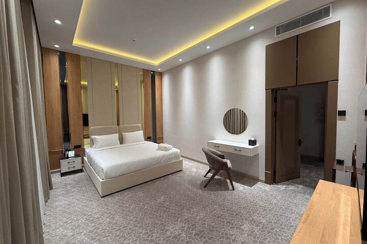 Room 21 of 61