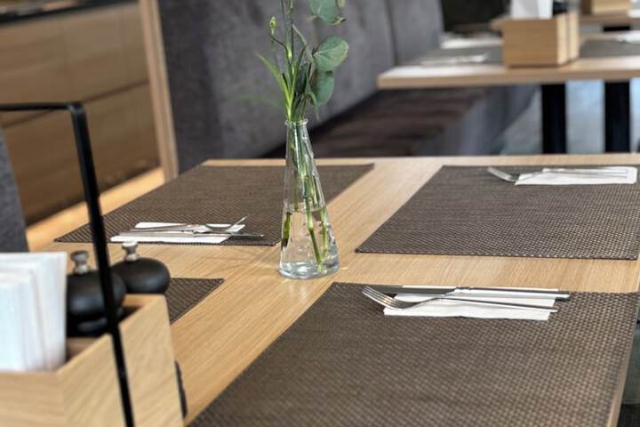 Dining 67 of 72