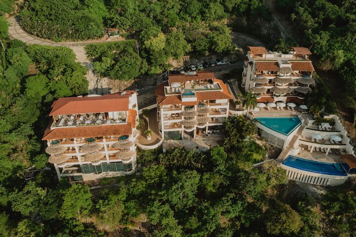Exterior of Pacífica Grand Zihuatanejo