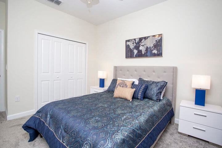 Room 25 of 110
