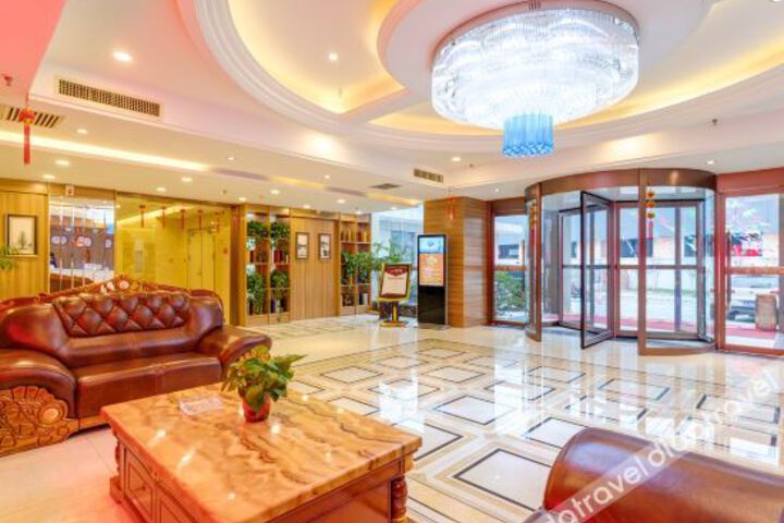 Hotel Interior 7 of 16