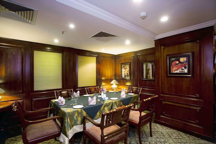 Dining 217 of 258