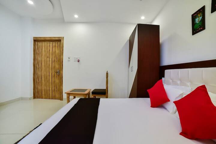 Room 7 of 14