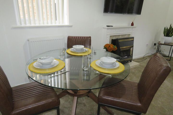 Remarkable and Perfect 3 Bed House in Nottingham
