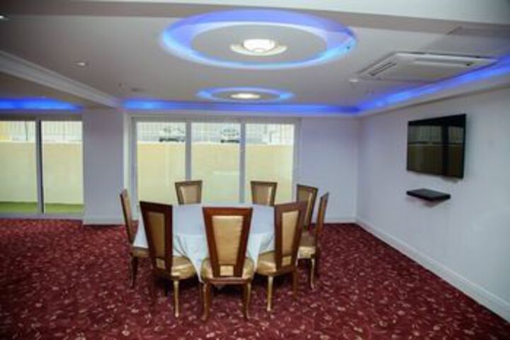 Ballroom/Hall 3 of 20