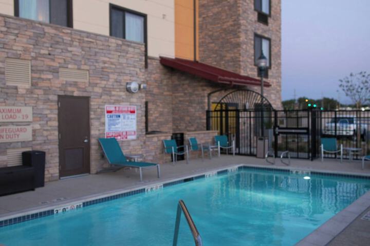 Pool