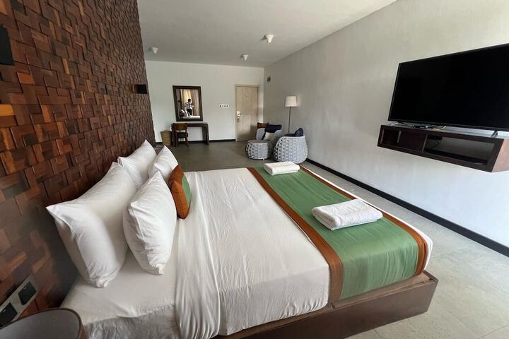 Room 27 of 55
