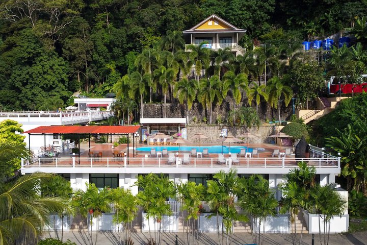 Hotel 75 of 77