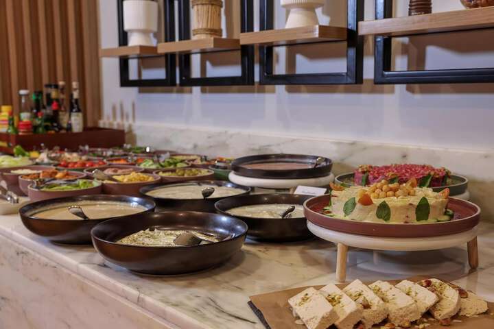 Breakfast/Coffee Service 129 of 223