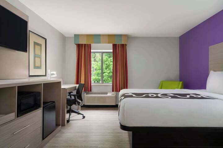 Room 17 of 31