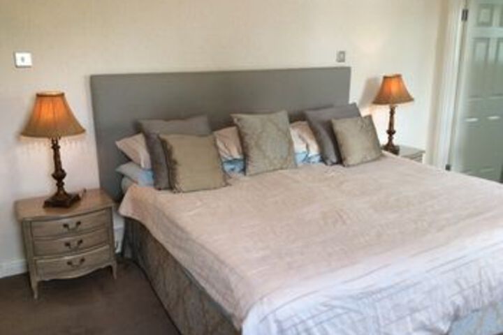 Room 14 of 22