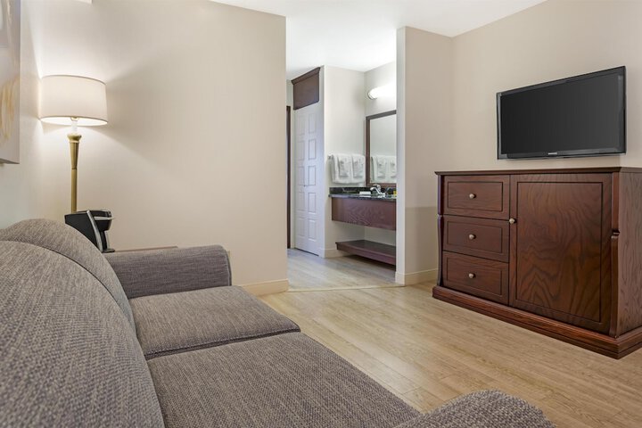 Room 12 of 57