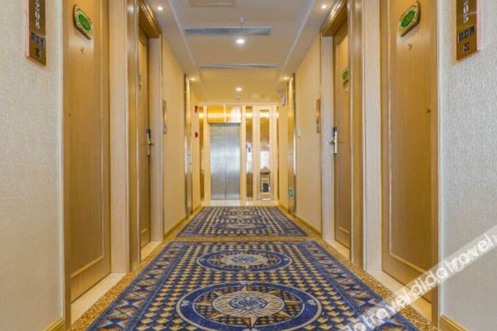 Hotel Interior 10 of 13
