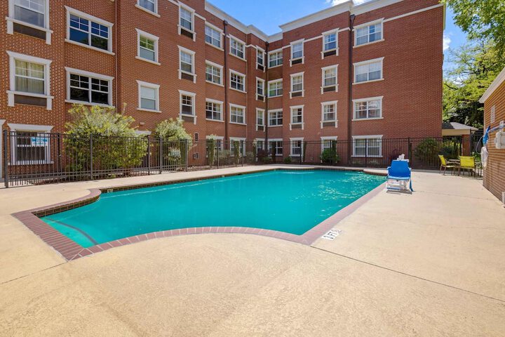 Pool 37 of 53
