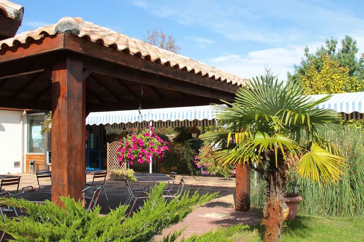 Terrace/Patio 11 of 11