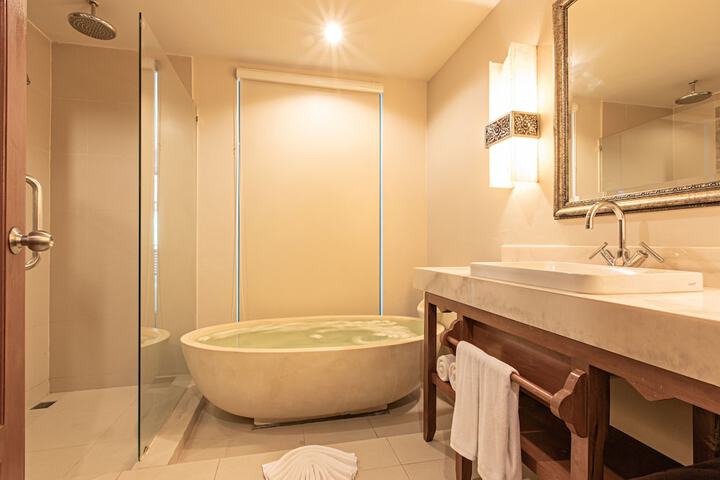 Clean Restrooms