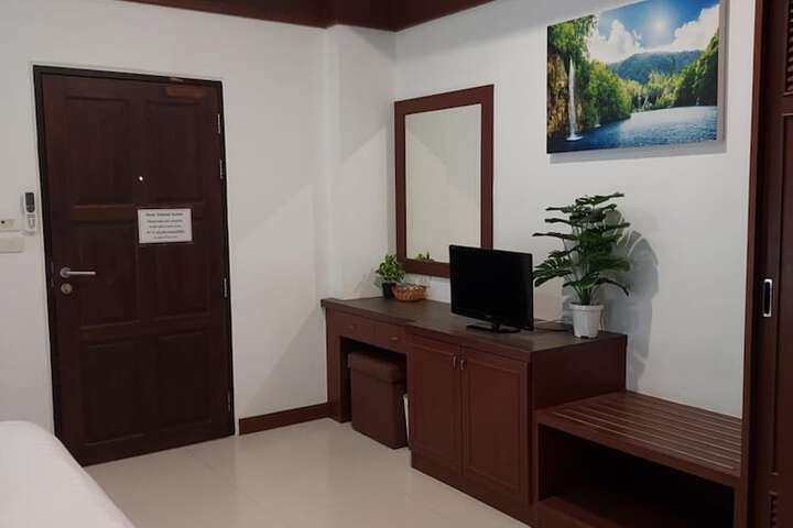 Room 16 of 67