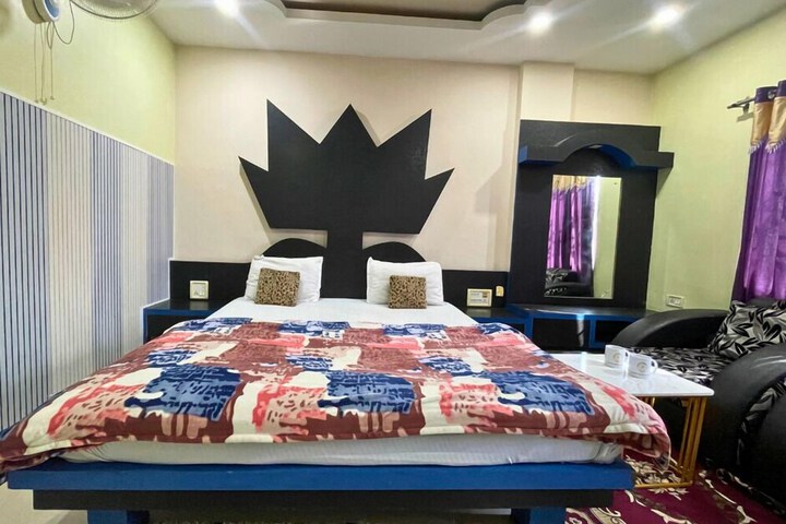 Room 40 of 94