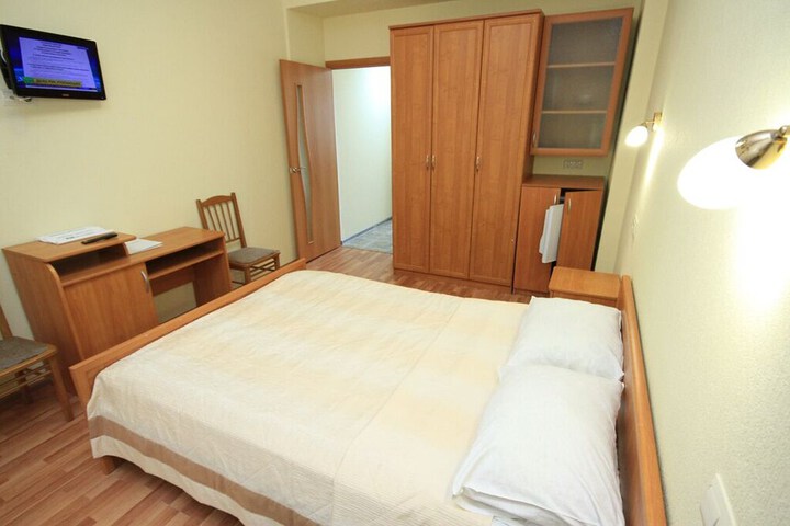 Room 48 of 115