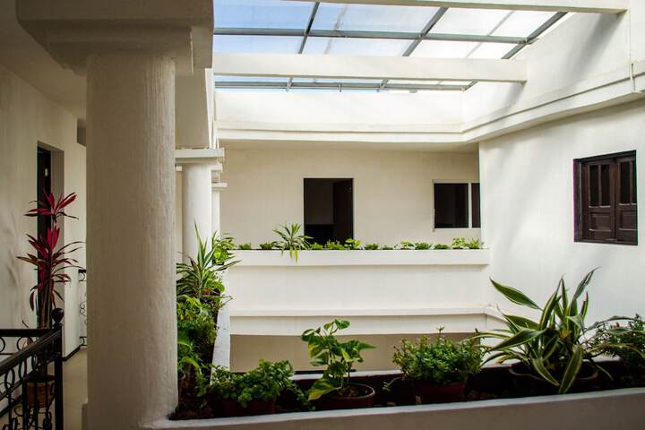 Hotel 33 of 33