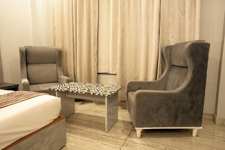 Room 50 of 123