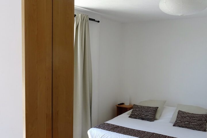 Room 7 of 39