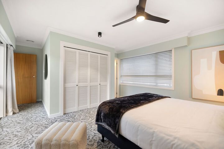 Room 20 of 128