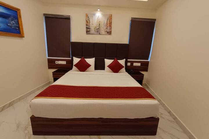 Room 8 of 26