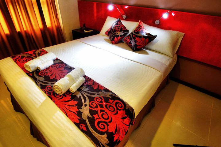 Room 9 of 41