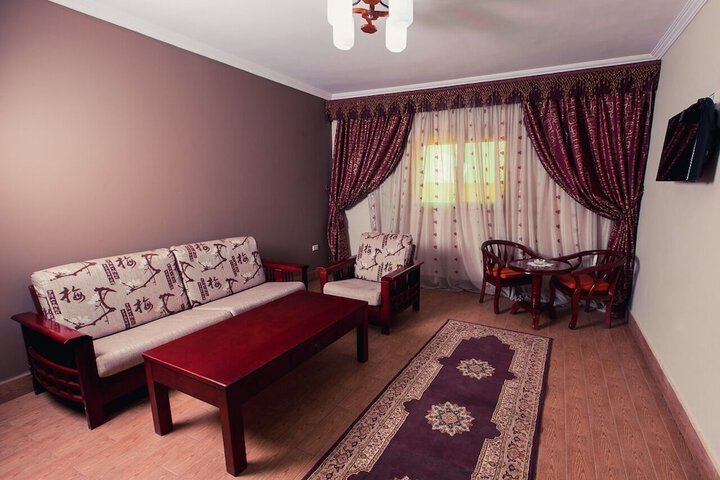 Room 10 of 23