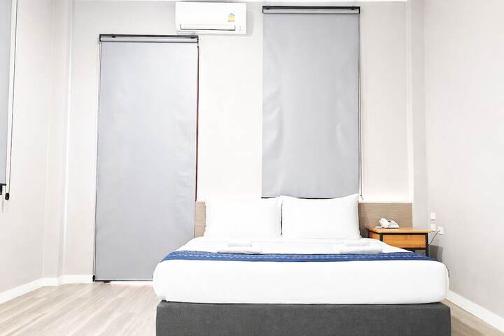 Room 65 of 112