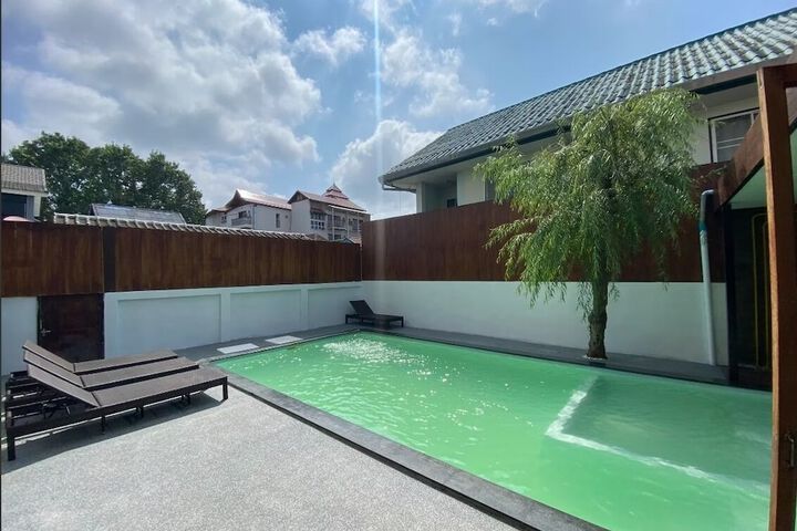 Pool 37 of 39