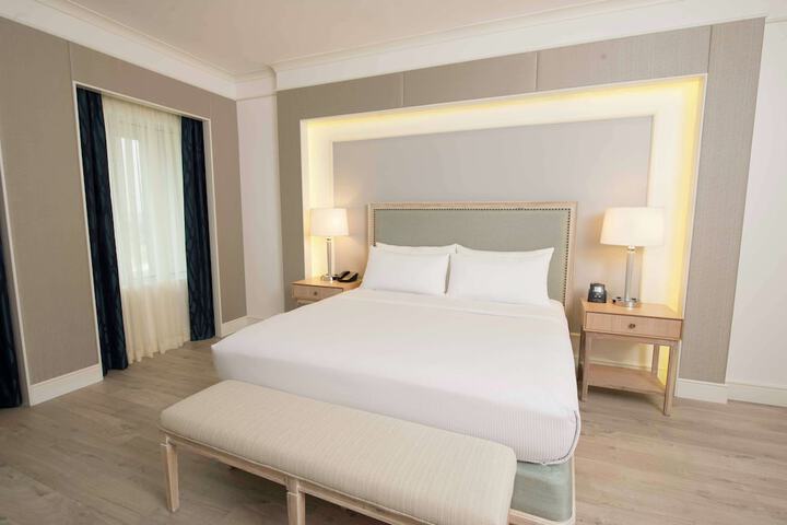 Room 26 of 117