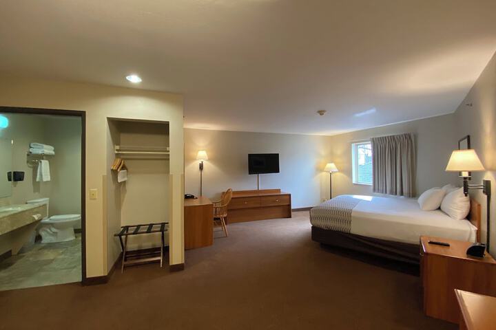 Room 6 of 45