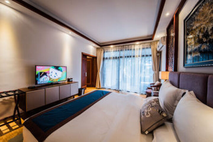 Room 75 of 108