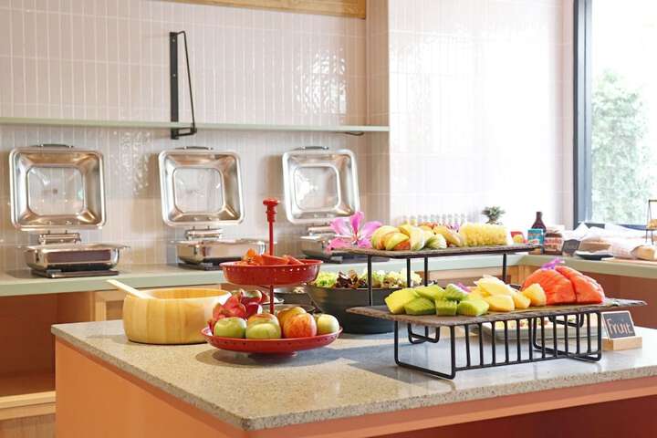 Breakfast/Coffee Service 136 of 155