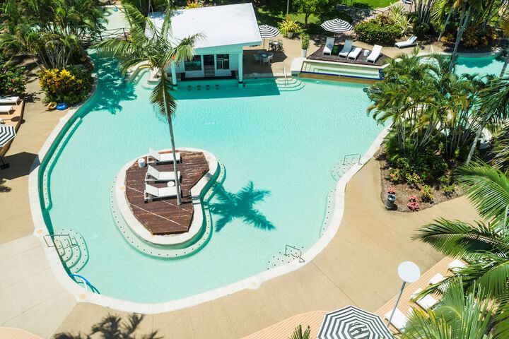 Pool 59 of 186