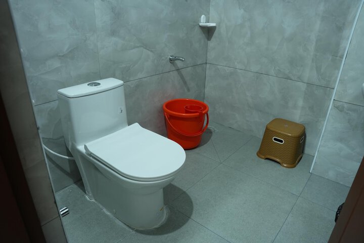 Room 12 of 14