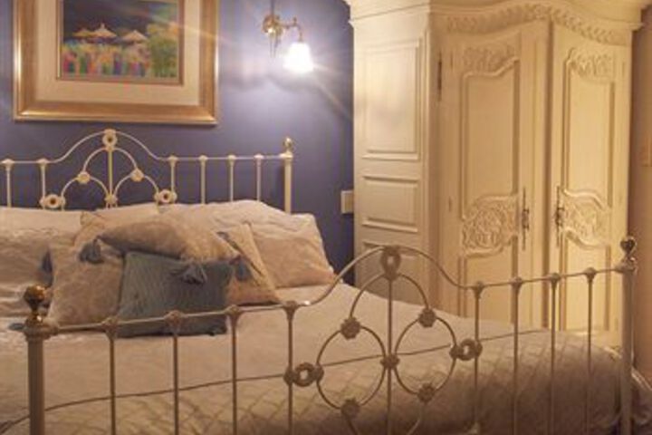Room 14 of 36
