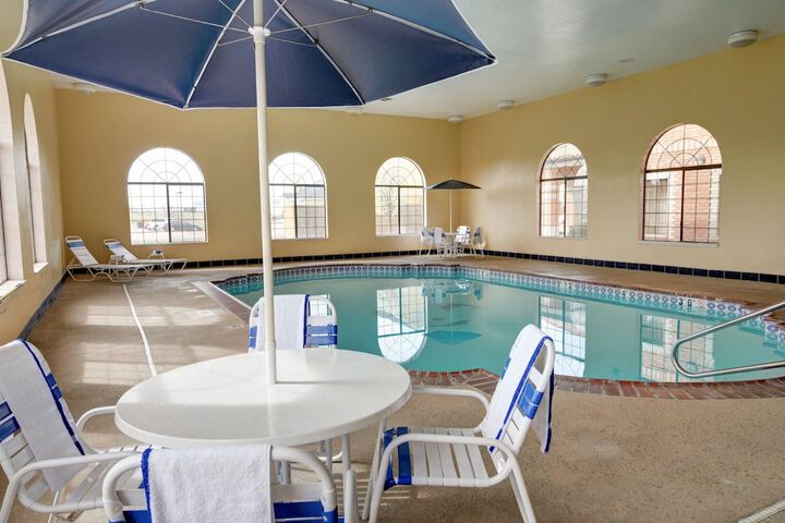 Pools & Facilities