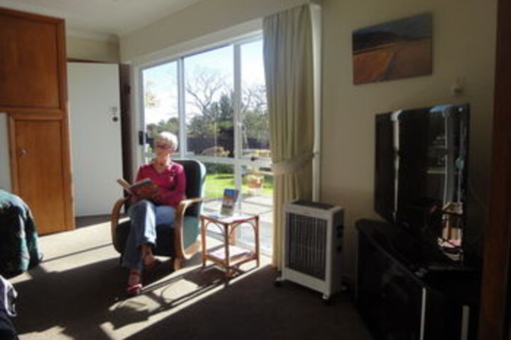 Room 15 of 18