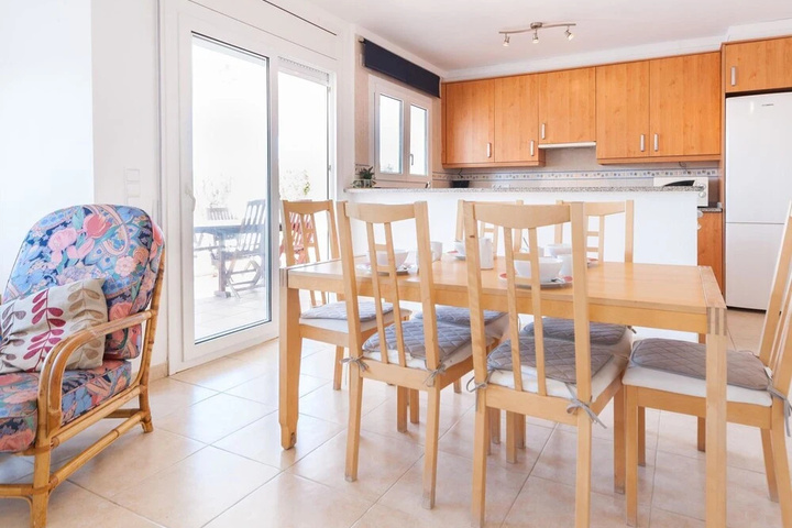 Pretty Holiday Home in Lescala With Swimming Pool