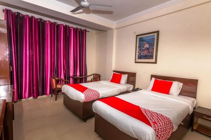 Room 18 of 49