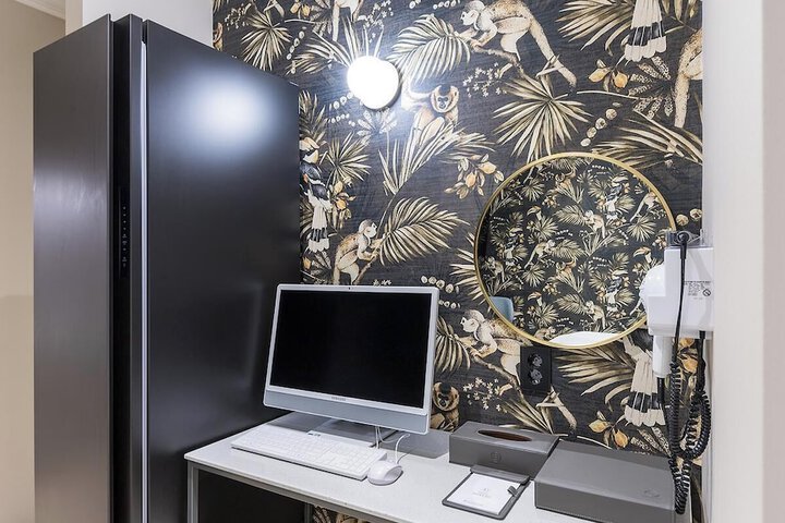 Room 2 of 72