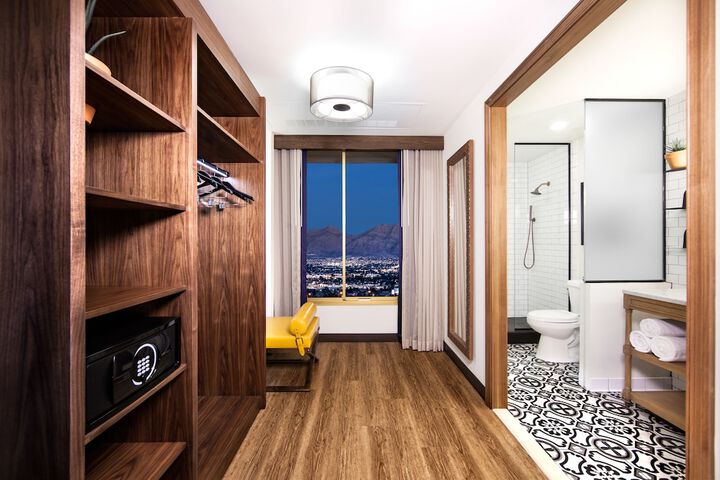 Room 9 of 57